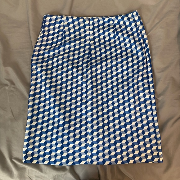 Geometric Skirt - Picture 2 of 3